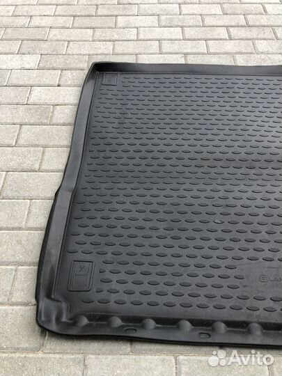 Коврик в багажник volkswagen Touareg NF