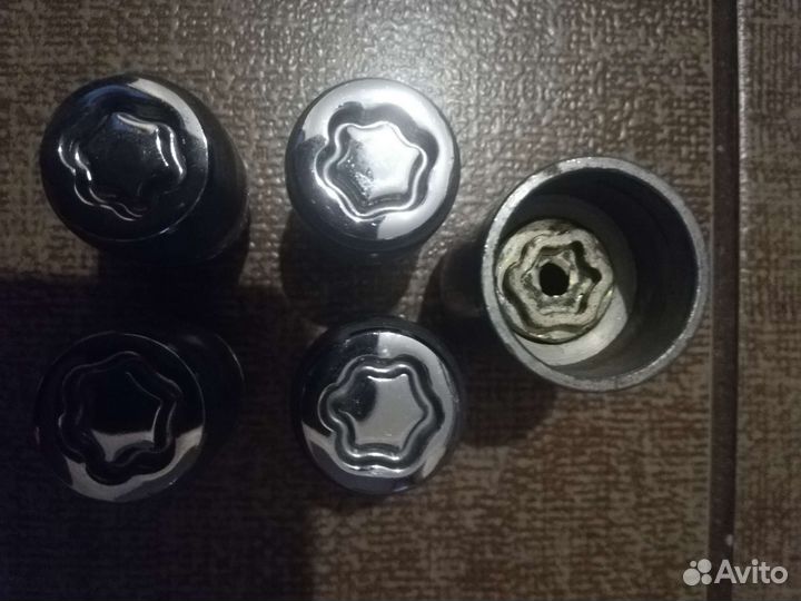 Секретки на колеса kia