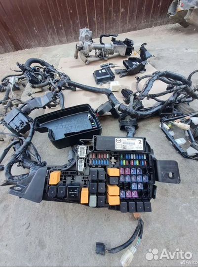 Электро донор мазда сх-9 2