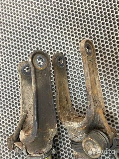 Стойки Mercedes-Benz Ml 320 W164 OM 642.940 2008