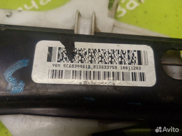 Стеклоподъемник задний левый Vw Jetta 6 1.4 caxa