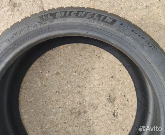 Michelin Pilot Sport 4 225/40 R18 92Y