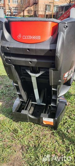 Автокресло Maxi-Cosi Tobi