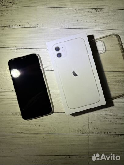 iPhone 11, 128 ГБ
