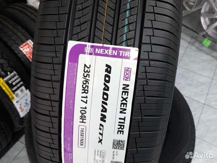 Nexen Roadian GTX 235/65 R17