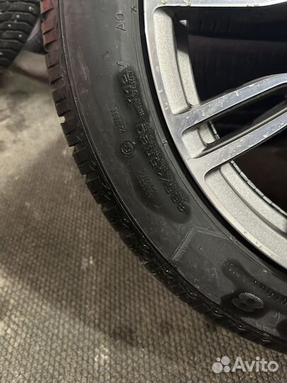 Goodyear UltraGrip 8 285/45 R20