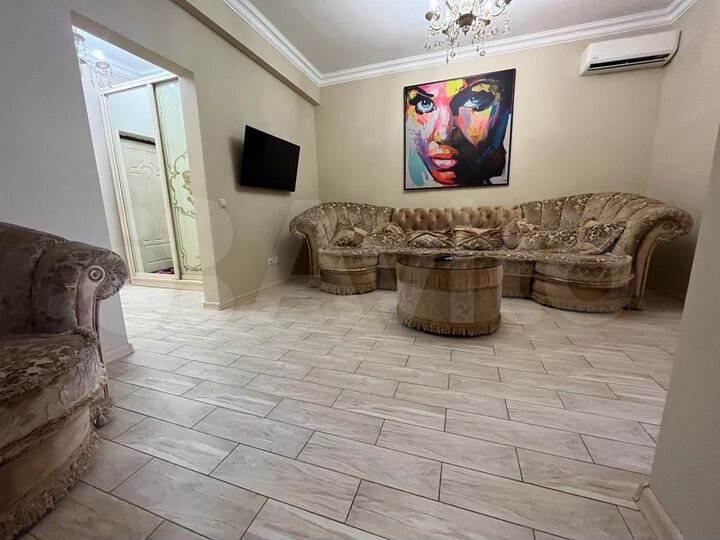 2-к. квартира, 65 м², 4/11 эт.