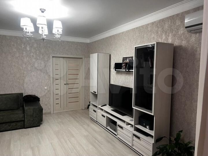 2-к. квартира, 76 м², 5/9 эт.