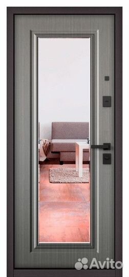 Дверь входная металлическая с зеркалом