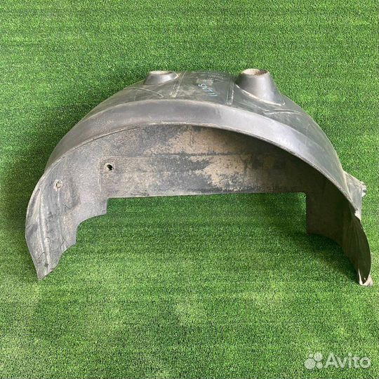 Подкрылок задний левый Renault Trafic 2.5 2005