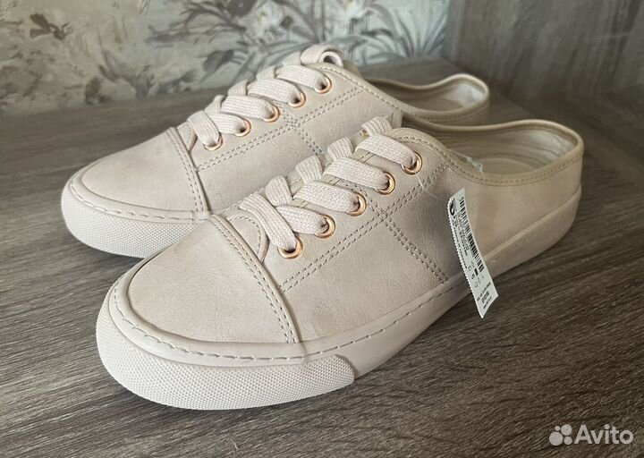 Коженные кеды next