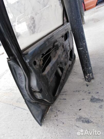 Sunny Y10 Калифорния Дверь Передняя Левая Санни