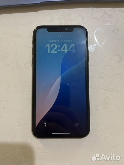 iPhone Xr, 64 ГБ