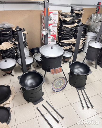 Казан чугунный с печкой + набор специй