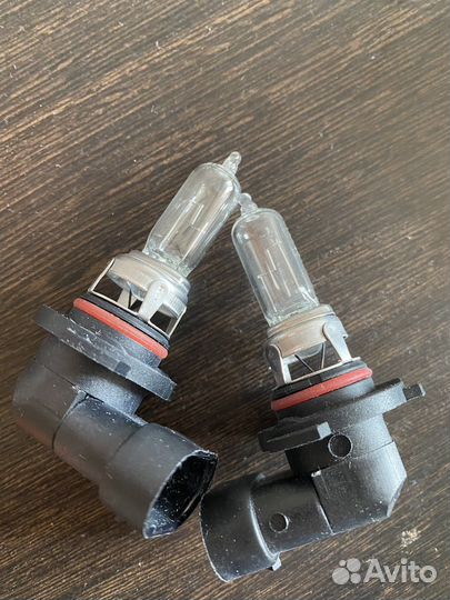 Лампа автомобильная Hella Standard HB3 12V 60W