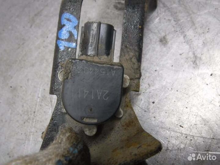 Датчик положения кузова задний Mitsubishi Pajero