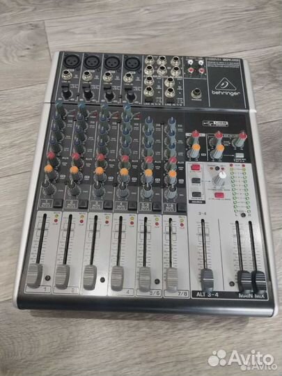 Микшерный пульт behringer xenyx 1204USB