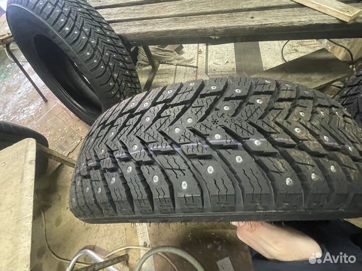 Nokian Tyres Hakkapeliitta 10p 185/65 R15 92T