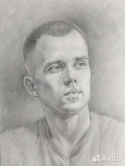 Портрет карандашом по фото на заказ от художника
