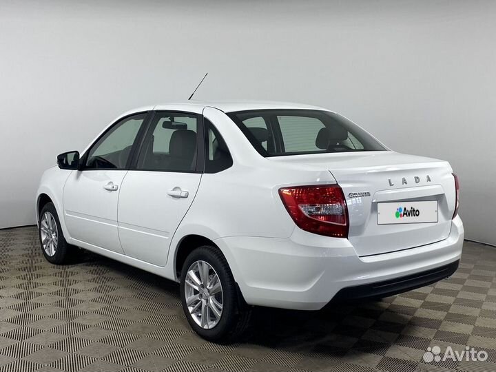 LADA Granta 1.6 МТ, 2023