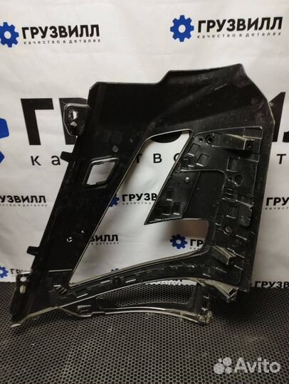 Окантовка правой фары Volvo FM5 84407380