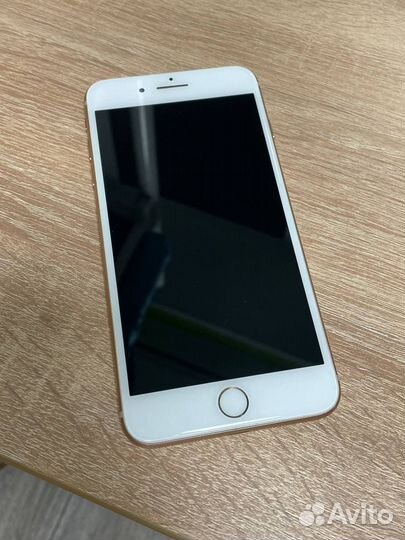 iPhone 8 Plus, 64 ГБ