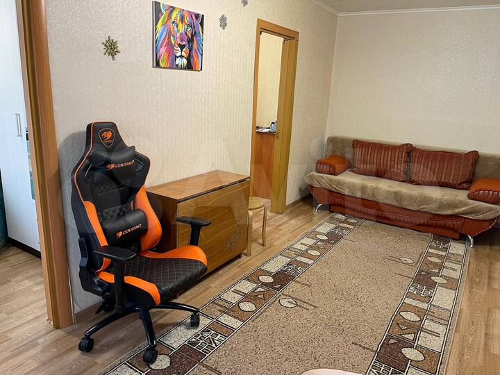 2-к. квартира, 42 м², 1/4 эт.