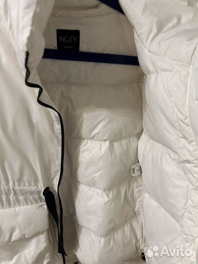 Пуховик женский