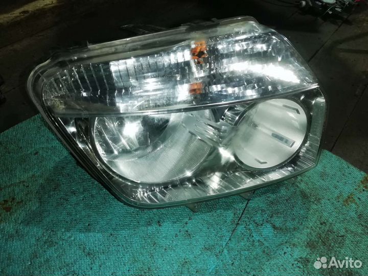 Фара Рено Дастер 1