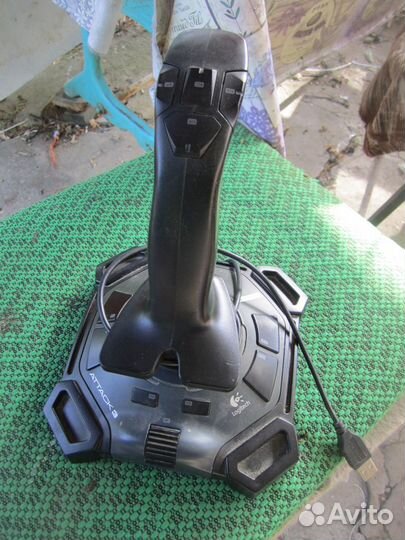 Джойстик Logitech Attack 3