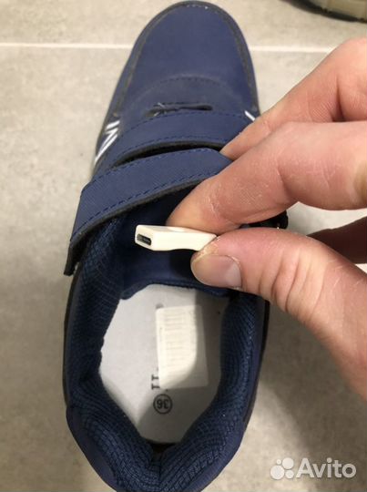 Кроссовки роллеры