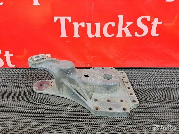 Кронштейн крепления задней рессоры