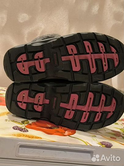 Женские ботинки лягушки