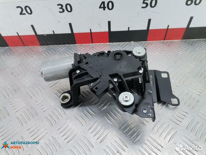 Моторчик заднего стеклоочистителя (дворника) BMW 3