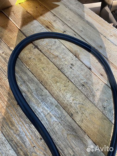 Уплотнитель водительской двери ford focus 3