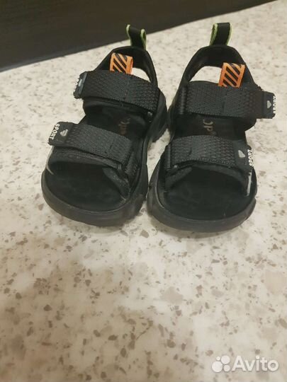 Сандали детские