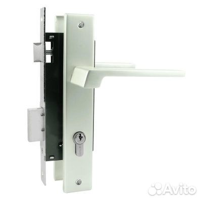 Замки врезные с ручками