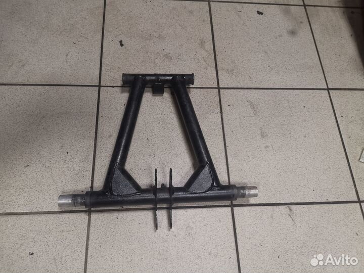 Маятник задний Arctic Cat xf800