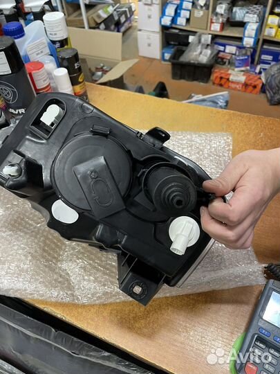 Фара правая на renault logan 1 лада ларгус