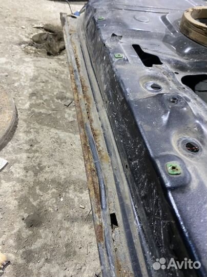 Toyota mark 2 90 дверь