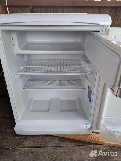 Холодильник Indesit tt 85