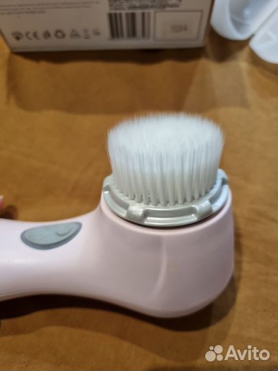 Щетка для умывания Clarisonic Mia 2