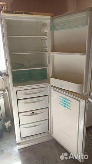 Холодильник Stinol