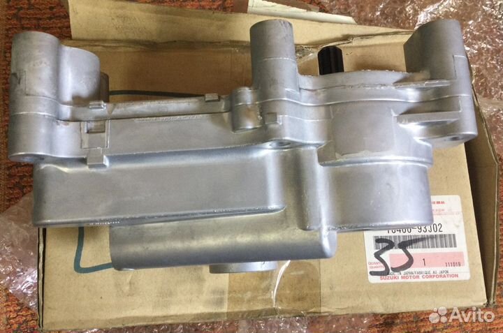 Масляный насос Suzuki DF200-DF300A