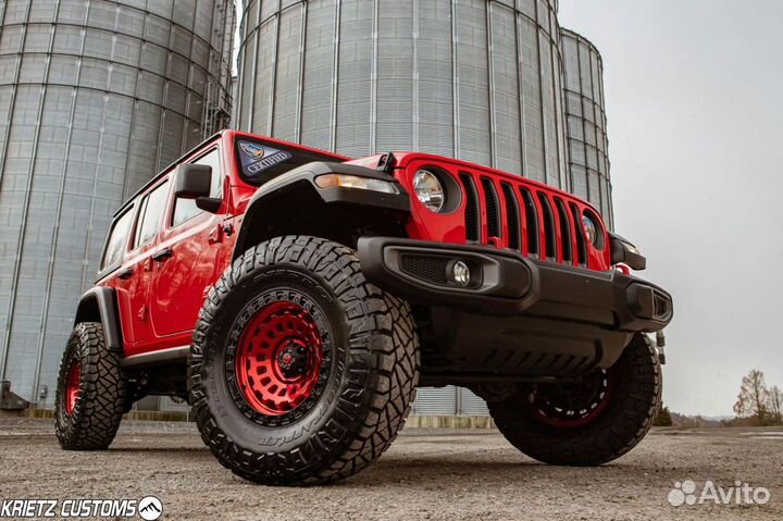 Диски Fuel Zephyr Red R17 5x127 Jeep Wrangler