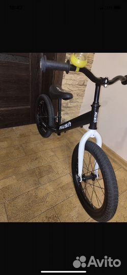 Беговел 16 дюймов