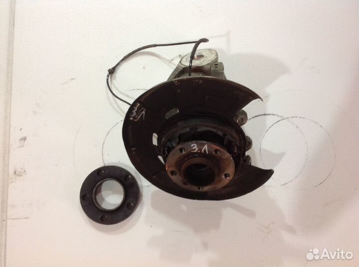 Кулак поворотный BMW X5 E70