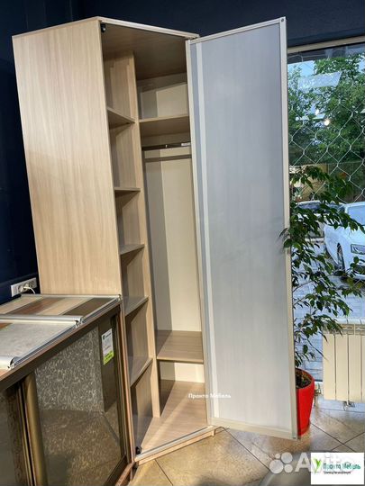 Угловой шкаф