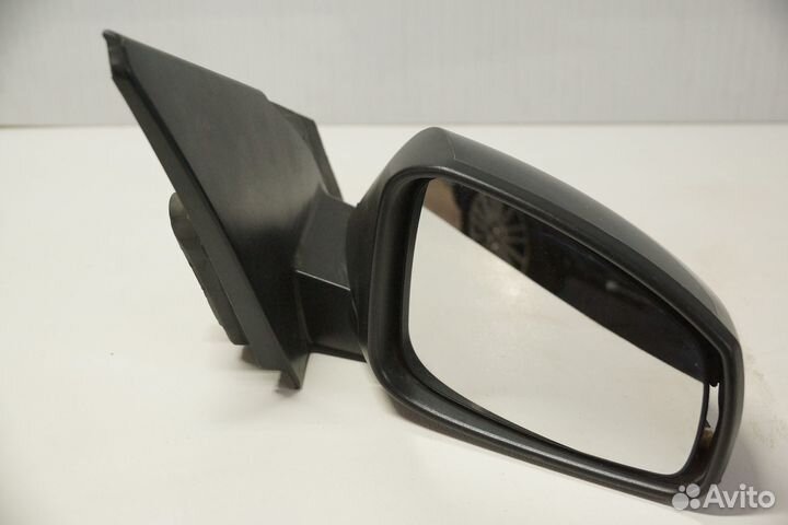 Зеркало правое Renault Megane III (7701068375)