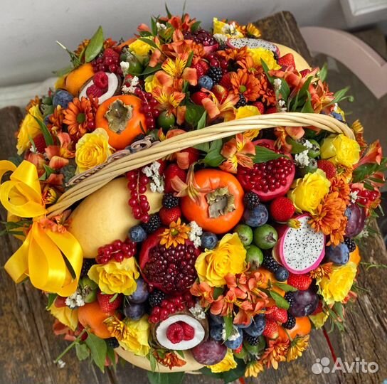 Фруктовая корзина, букет из фруктов
